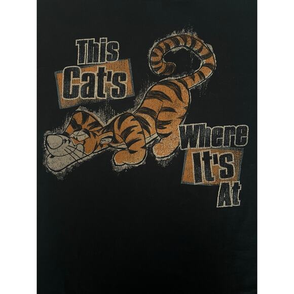Vintage Disney Store XXL T-Shirt - This Cat’s Where It’s At - Tigger Graphic Tee - Picture 5 of 11